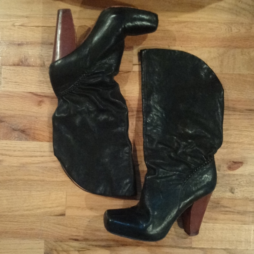 Ladies Black Leather FRYE High Heel Boot Sz 9.5